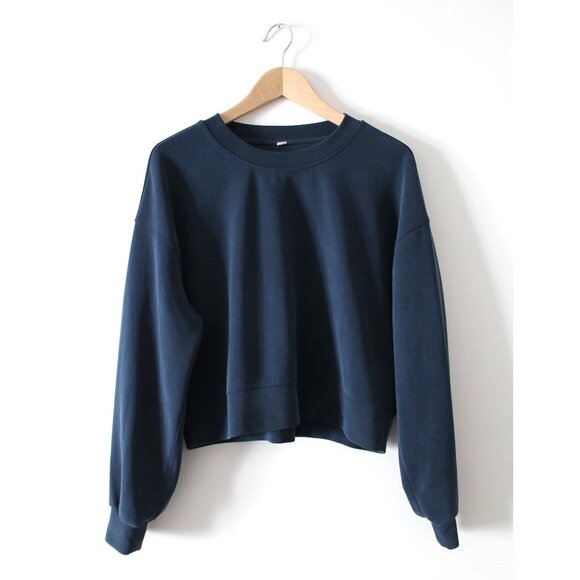 Lululemon Softstreme Perfectly Oversized Cropped Crew / Size 6 / True Navy - Picture 4 of 8